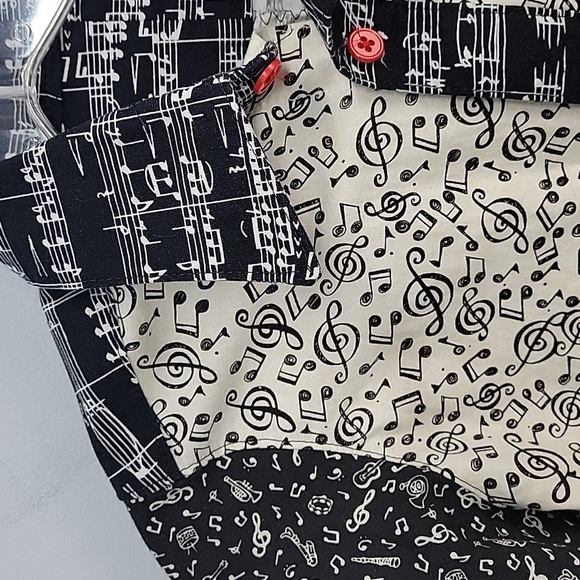 Musical Notes Button Down Shirt Flip cuffs - Picture 2 of 4